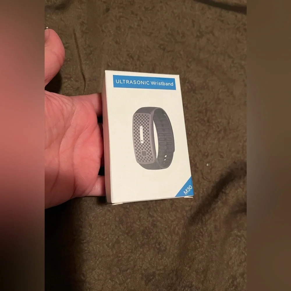Black Ultrasonic Wristband